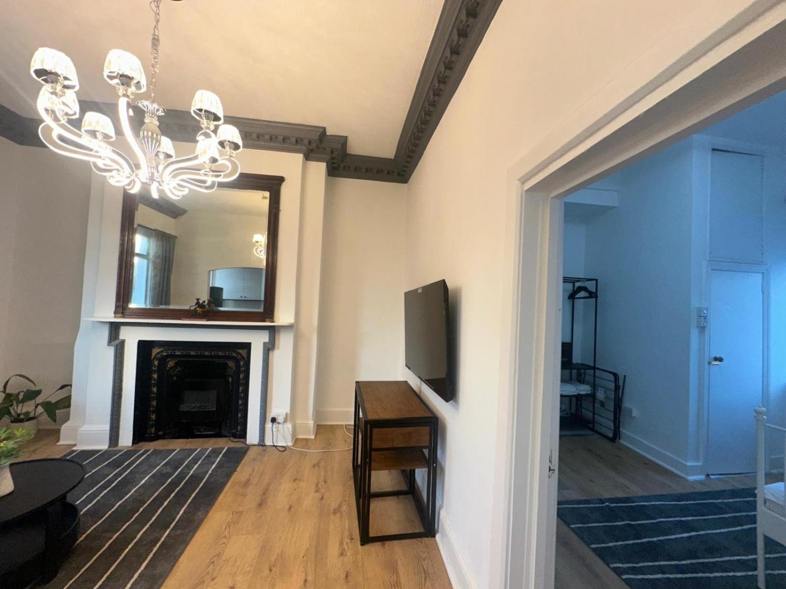 First Floor One Bed Apartment In Central West ロンドン エクステリア 写真